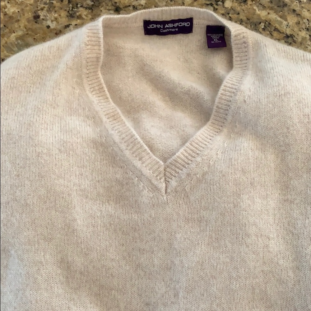 John Ashford cashmere XL excellent condition.